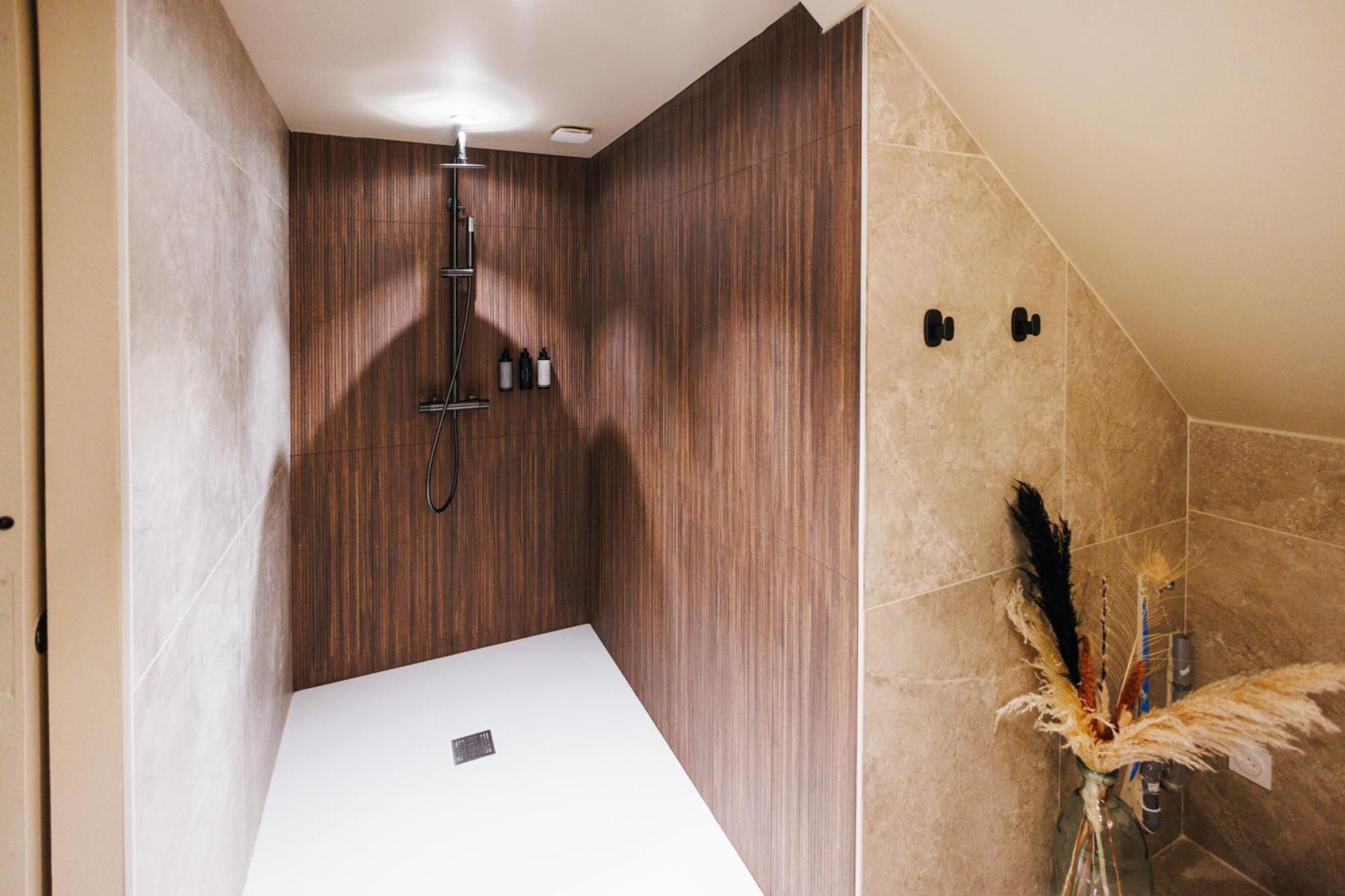 Eden Room - Luxe, Balneo & Sauna Le Mans Exterior photo