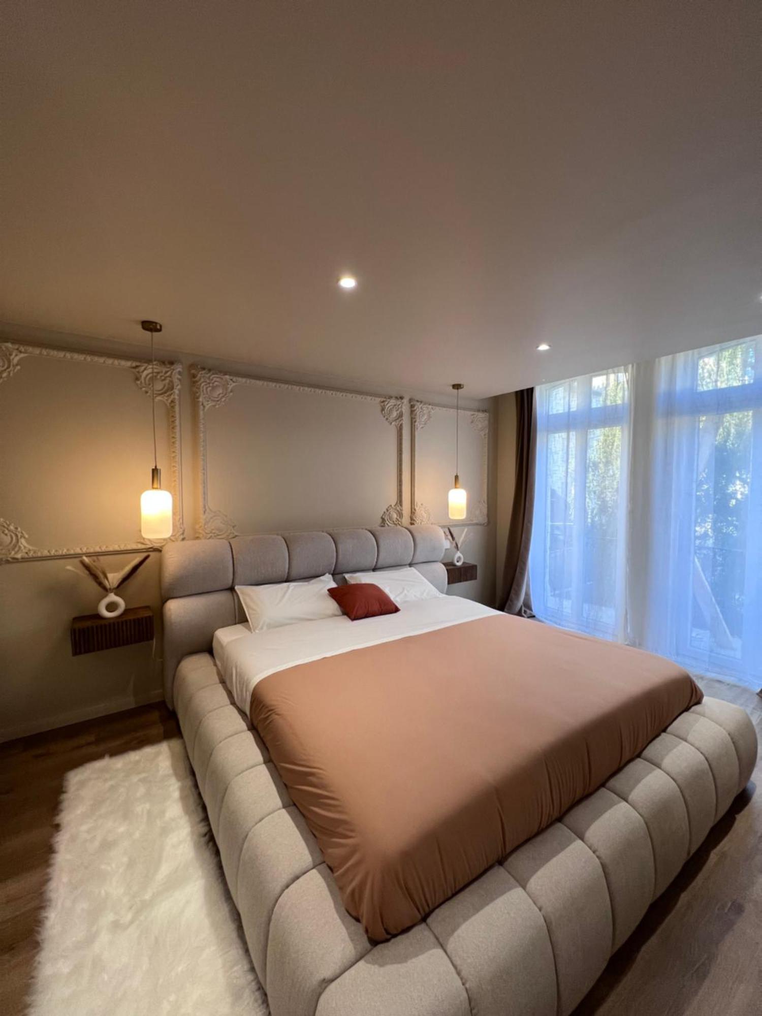 Eden Room - Luxe, Balneo & Sauna Le Mans Exterior photo
